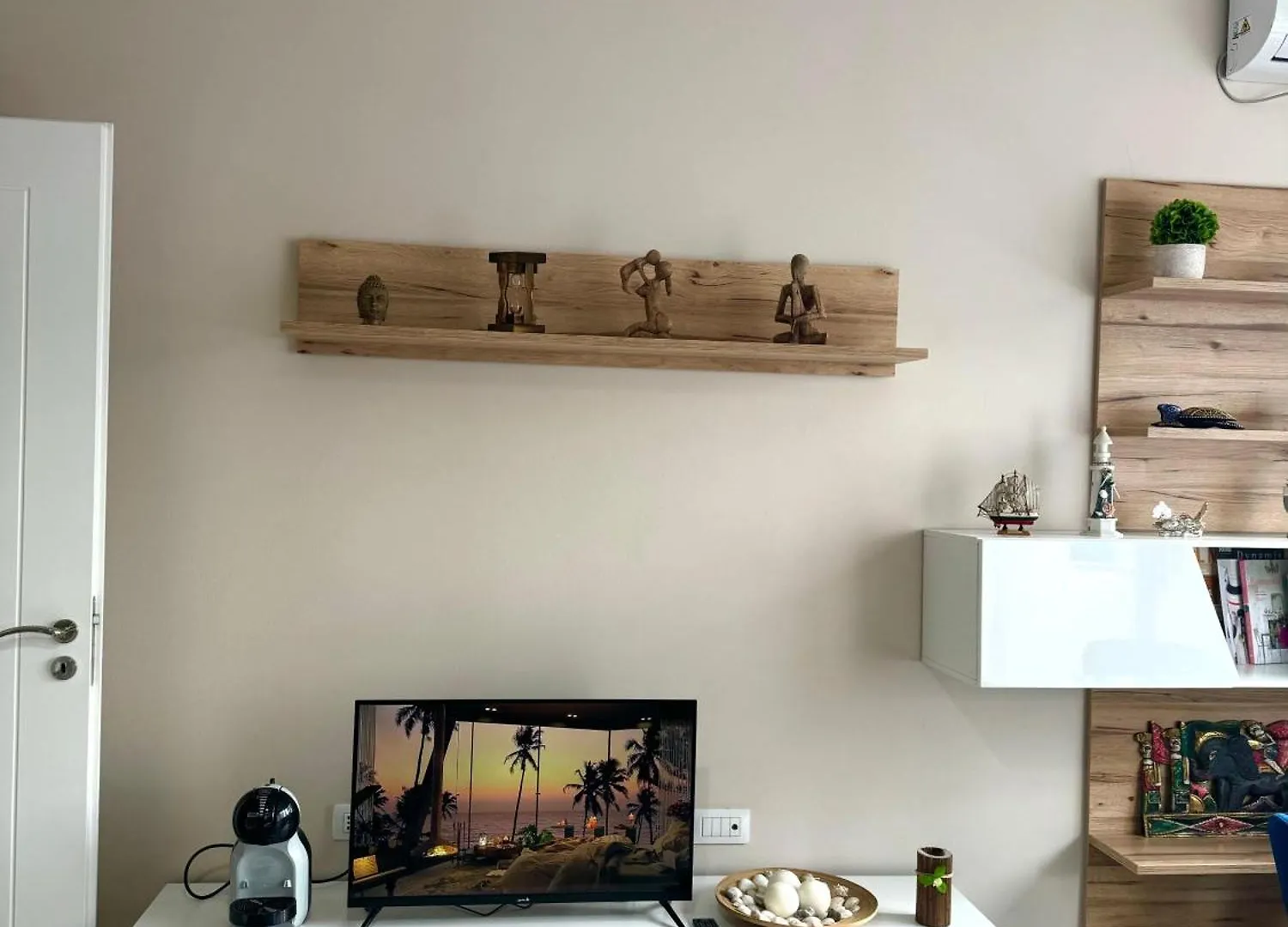 Cozy Flat Near Air Albania Stadium 2 Tirana Albania